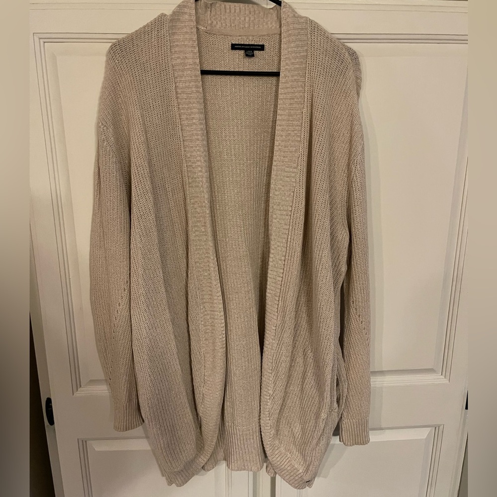 Women’s Large Tan American Eagle Cardigan Sweater